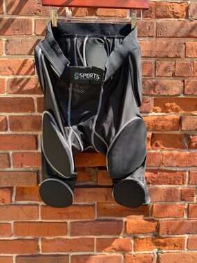 Men’s 7 Pad Integrated Football Girdle